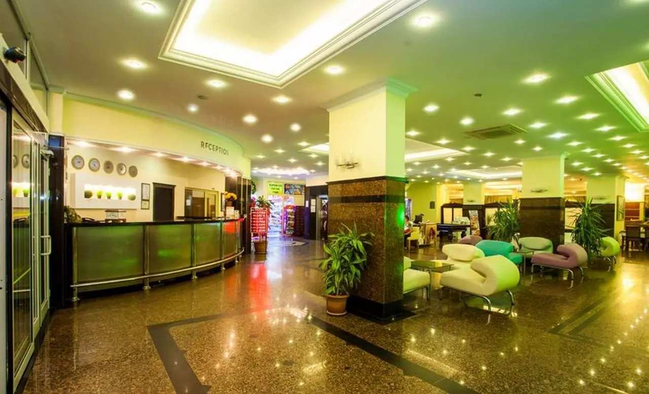 715442KLEOPATRAROYALPALM_SHABAVIZPARVAZ (17).jpg